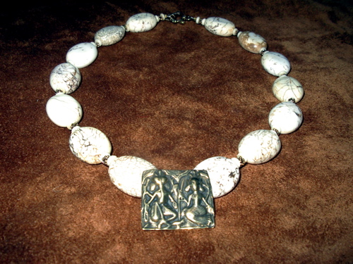whiteturquoise.jpg